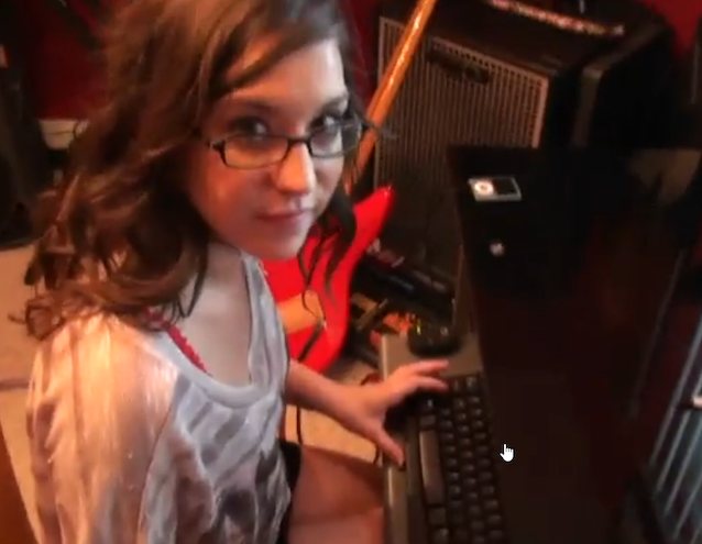 What's the name of this porn actress?